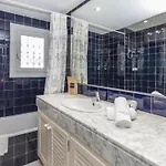 Casa Acogedora Con Jardin Privado, Cerca De La Playa, 3 Pisos, Garaje Y Capacidad 7 Personas - Hisp-233-554 度假居 *