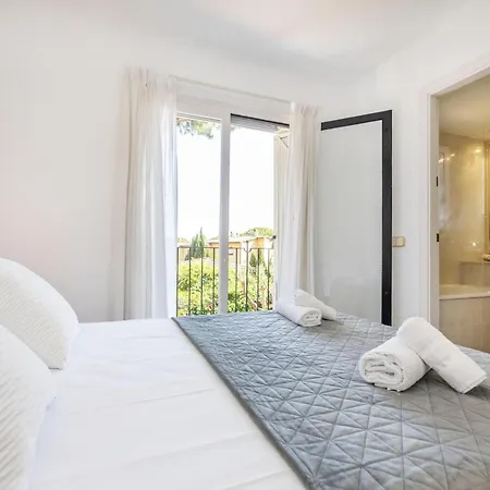 Casa Acogedora Con Jardin Privado, Cerca De La Playa, 3 Pisos, Garaje Y Capacidad 7 Personas - Hisp-233-554 * 帕拉弗鲁赫尔