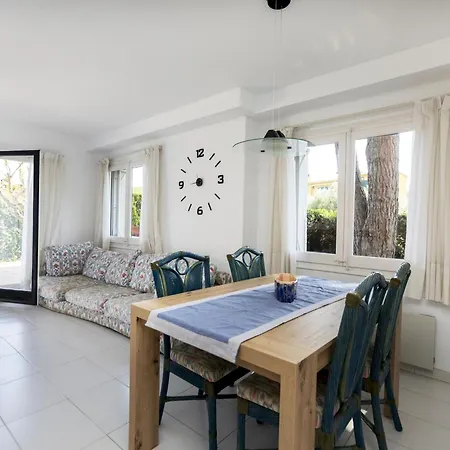Casa Acogedora Con Jardin Privado, Cerca De La Playa, 3 Pisos, Garaje Y Capacidad 7 Personas - Hisp-233-554 度假居 帕拉弗鲁赫尔